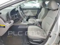 2017 Hyundai Elantra photo