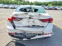 2017 Hyundai Elantra фото