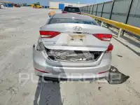 2017 Hyundai Elantra фото
