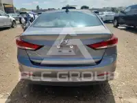 2017 Hyundai Elantra фото