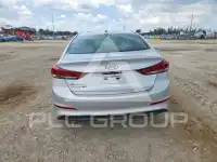 2017 Hyundai Elantra фото