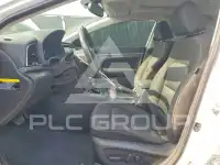 2017 Hyundai Elantra фото