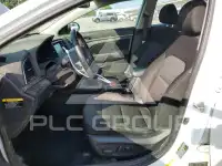 2017 Hyundai Elantra фото