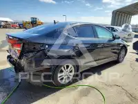 2017 Hyundai Elantra фото