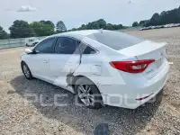 2017 Hyundai Elantra photo