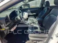 2017 Hyundai Elantra фото