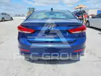 2017 Hyundai Elantra photo