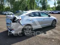2017 Hyundai Elantra photo