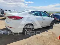 2017 Hyundai Elantra фото