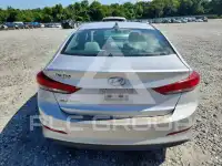 2017 Hyundai Elantra фото