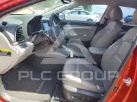 2017 Hyundai Elantra photo
