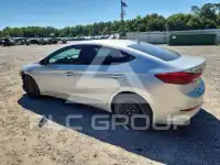 2017 Hyundai Elantra фото