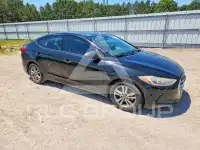 2017 Hyundai Elantra photo
