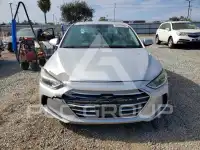 2017 Hyundai Elantra photo