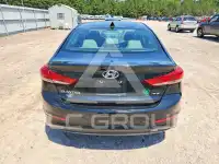 2017 Hyundai Elantra photo