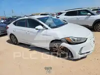2017 Hyundai Elantra photo