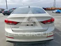 2017 Hyundai Elantra photo