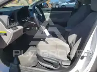 2017 Hyundai Elantra фото