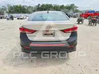 2017 Hyundai Elantra photo