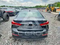2017 Hyundai Elantra фото