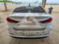 2017 Hyundai Elantra фото