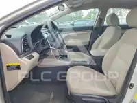 2017 Hyundai Elantra фото