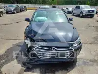 2017 Hyundai Elantra фото