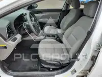 2017 Hyundai Elantra photo