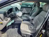 2017 Hyundai Elantra фото