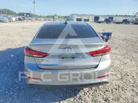2017 Hyundai Elantra photo