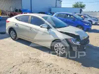 2017 Hyundai Elantra photo