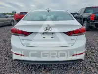 2017 Hyundai Elantra photo