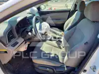 2017 Hyundai Elantra фото