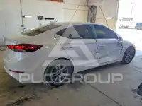 2017 Hyundai Elantra photo