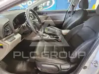 2017 Hyundai Elantra photo