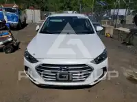 2017 Hyundai Elantra photo