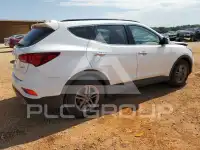 2017 Hyundai Santa Fe photo