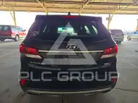 2017 Hyundai Santa Fe photo
