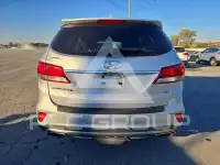 2017 Hyundai Santa Fe photo