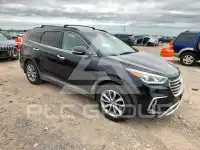 2017 Hyundai Santa Fe photo