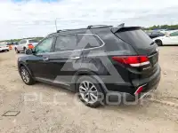 2017 Hyundai Santa Fe photo