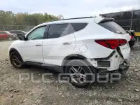 2017 Hyundai Santa Fe photo