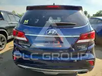 2017 Hyundai Santa Fe photo