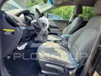 2017 Hyundai Santa Fe photo