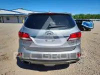 2017 Hyundai Santa Fe photo