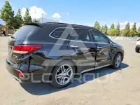 2017 Hyundai Santa Fe photo
