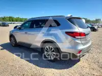 2017 Hyundai Santa Fe photo