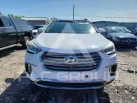 2017 Hyundai Santa Fe photo