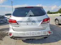 2017 Hyundai Santa Fe photo