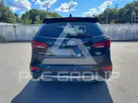 2017 Hyundai Santa Fe photo